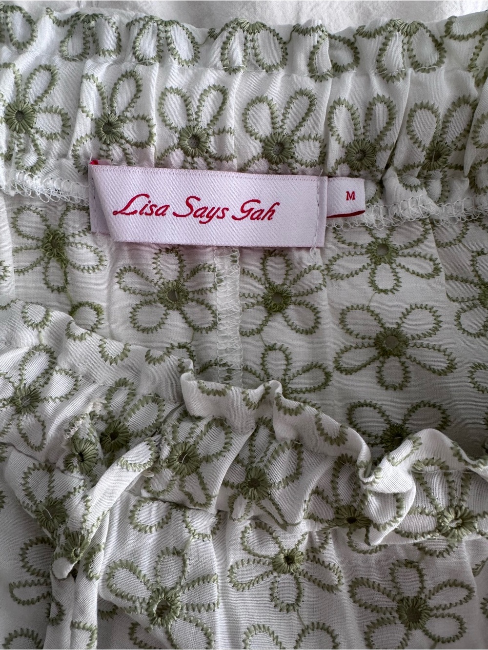 Lisa Says Gah Elastic Waist Midi Skirt in Light Sage Floral - Picture 3 of 4